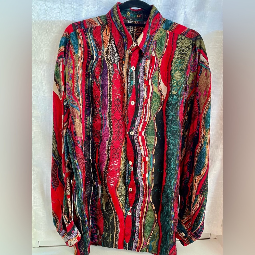 100% silk men’s Coogi red button down long sleeve  shirt size Medium M